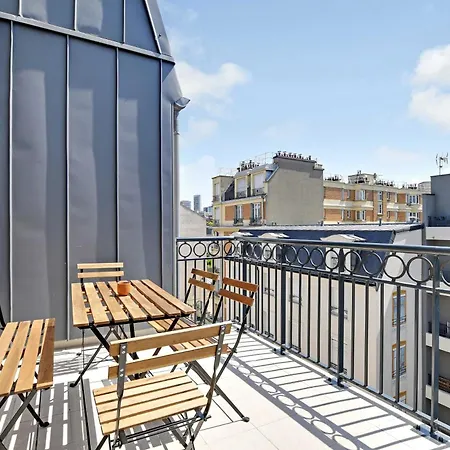 - La Defense & Paris Appartement *